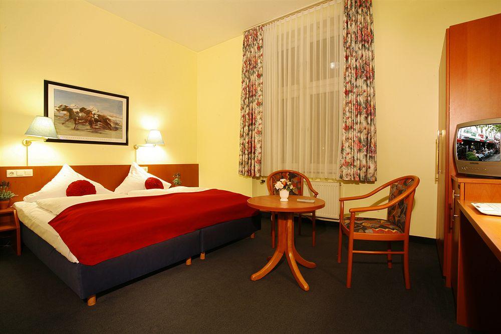 Trip Inn Hotel Schumann Düsseldorf Buitenkant foto