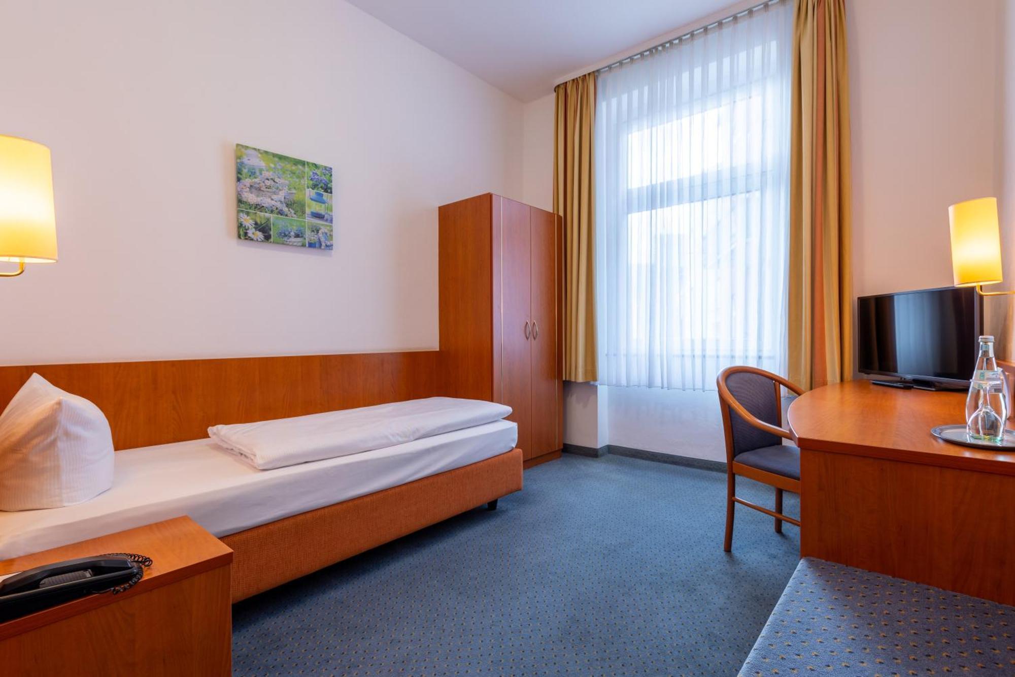 Trip Inn Hotel Schumann Düsseldorf Buitenkant foto
