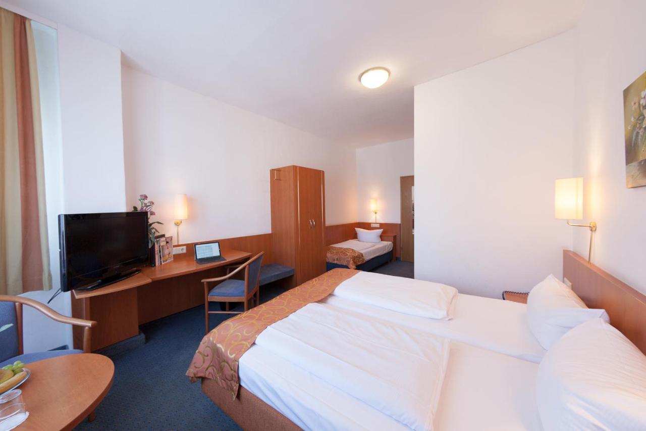 Trip Inn Hotel Schumann Düsseldorf Buitenkant foto
